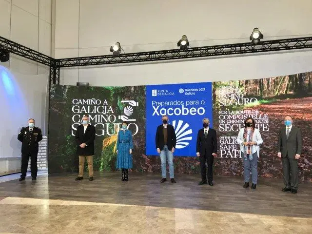 La conferencia. - EP