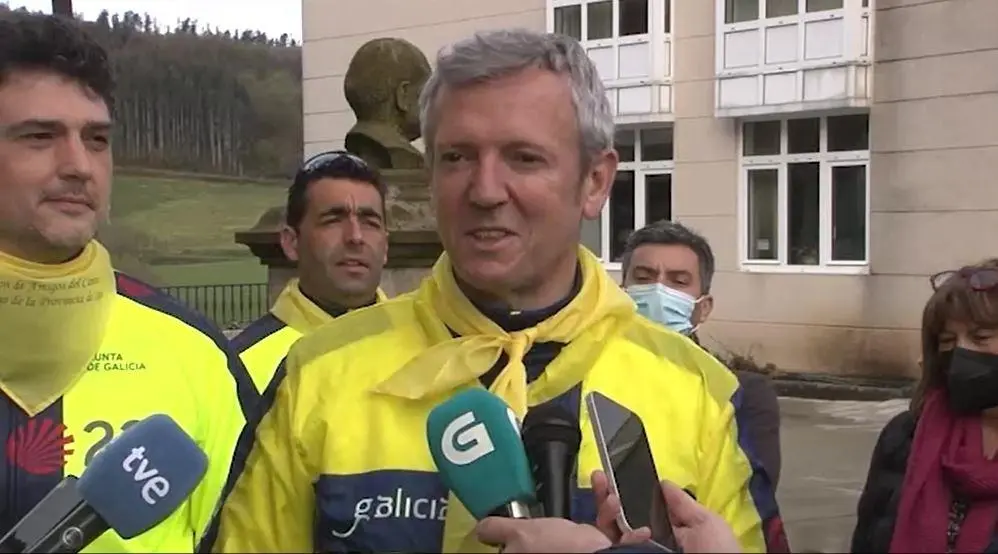 El vicepresidente primero, Alfonso Rueda, realiza la etapa del Camino Primitivo. - Europa Press