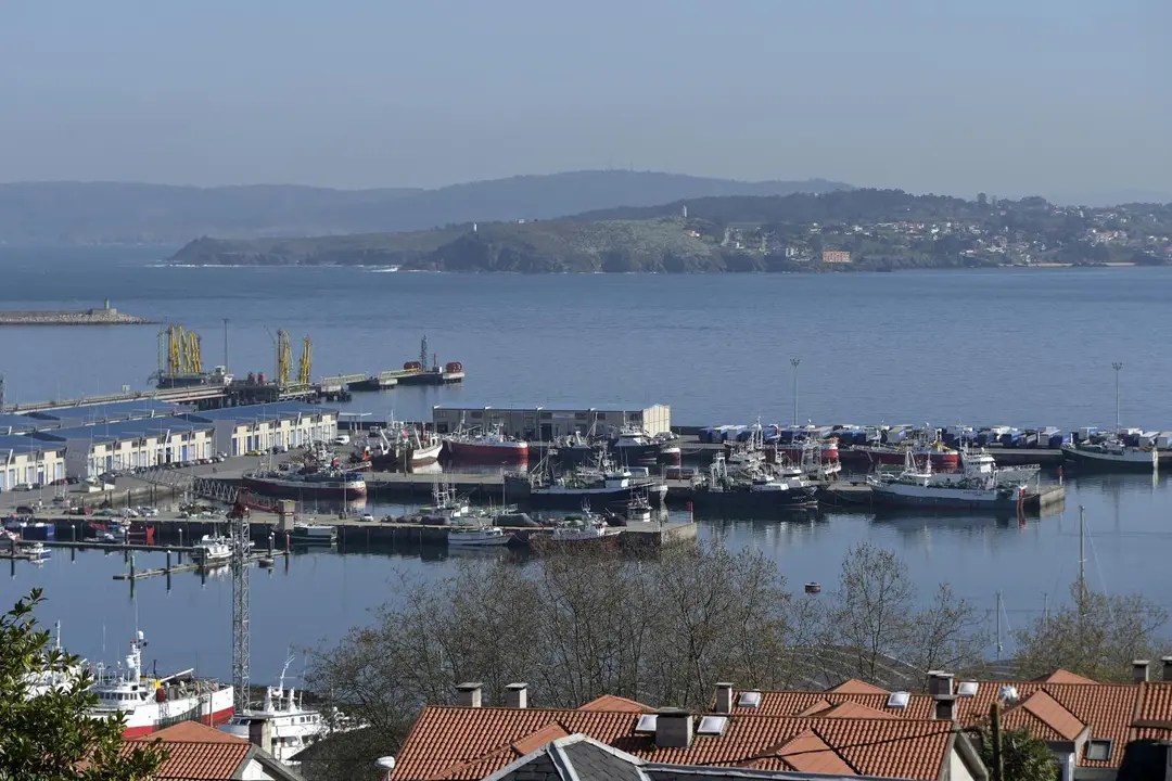 Barcos pesqueros amarrados en el puerto. - Europa Press