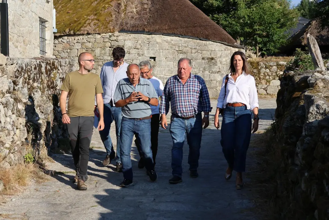 Lara M&eacute;ndez en su visita a la cooperativa. - PSdeG