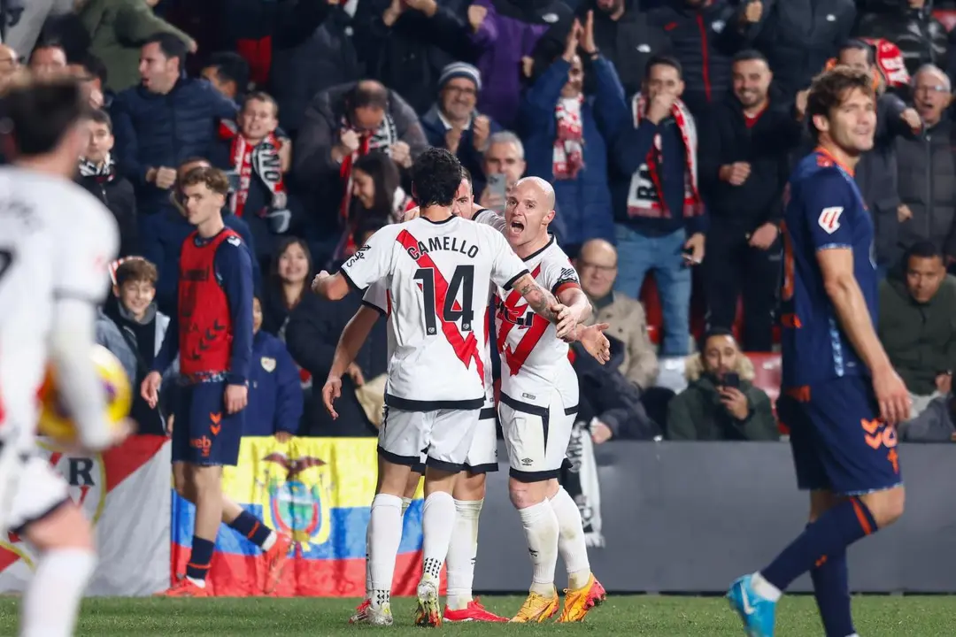 El Rayo celebra su segundo gol ante el Celta. - EP