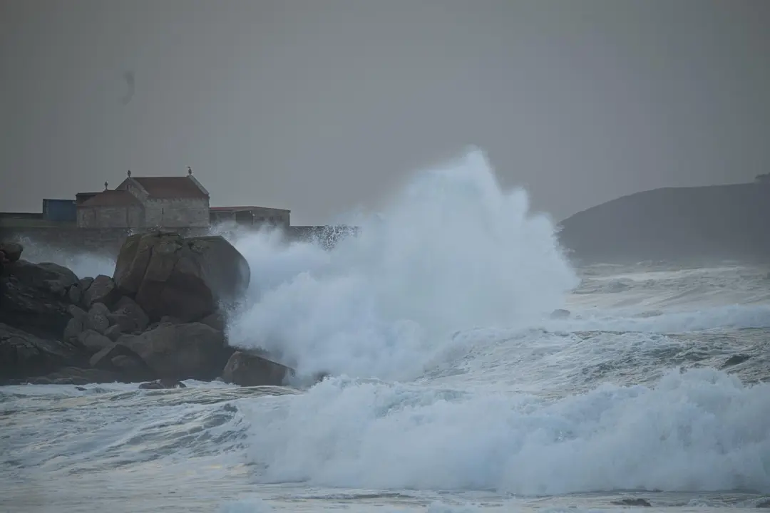 El mar con olas por el temporal - Elena Fern&aacute;ndez / Europa Press