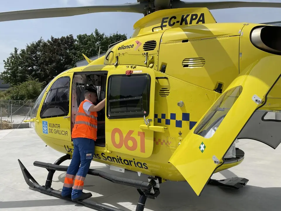 Helic&oacute;ptero de Urxencias Sanitarias de Galicia-061 - 061