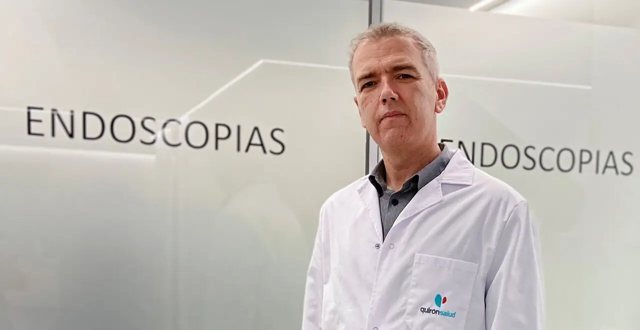 El doctor Andr&eacute;s S&aacute;nchez Yag&uuml;e. | Quir&oacute;nsalud