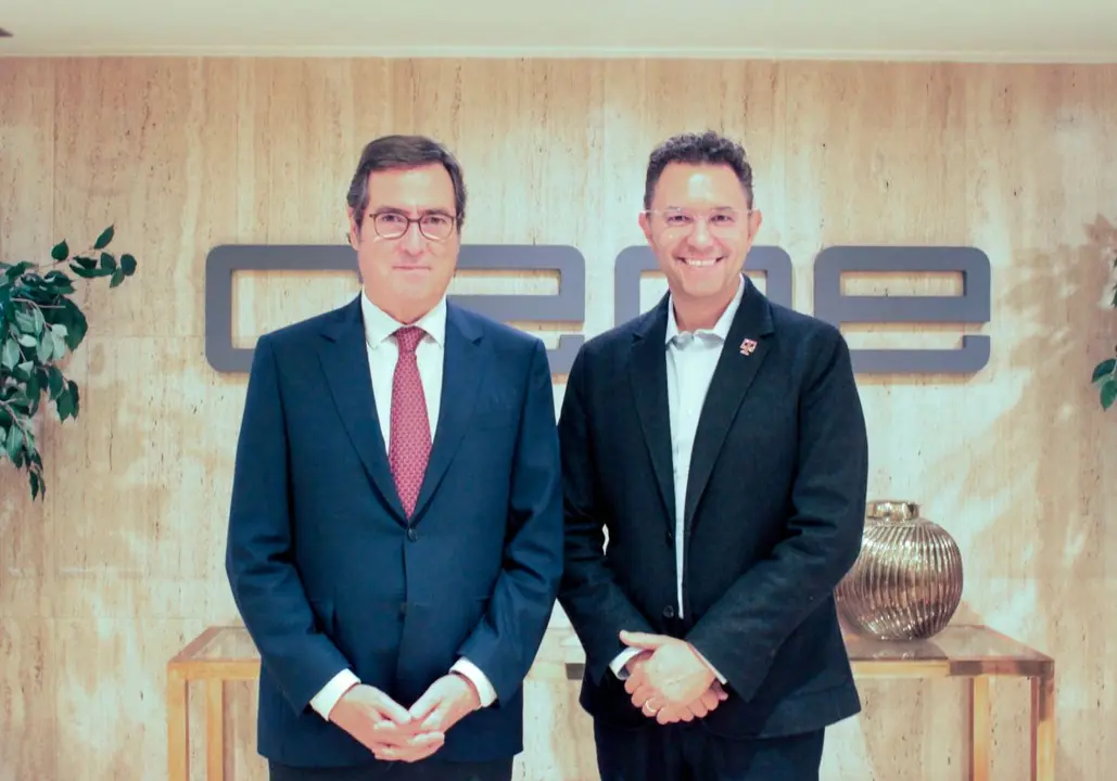 Antonio Garamendi, presidente de CEOE, y Osmar Polo, CEO de T-Systems Iberia | Foto de T-Systems