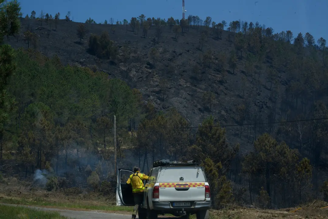 Segundo d&iacute;a del incendio de Bobor&aacute;s. | Europa Press.