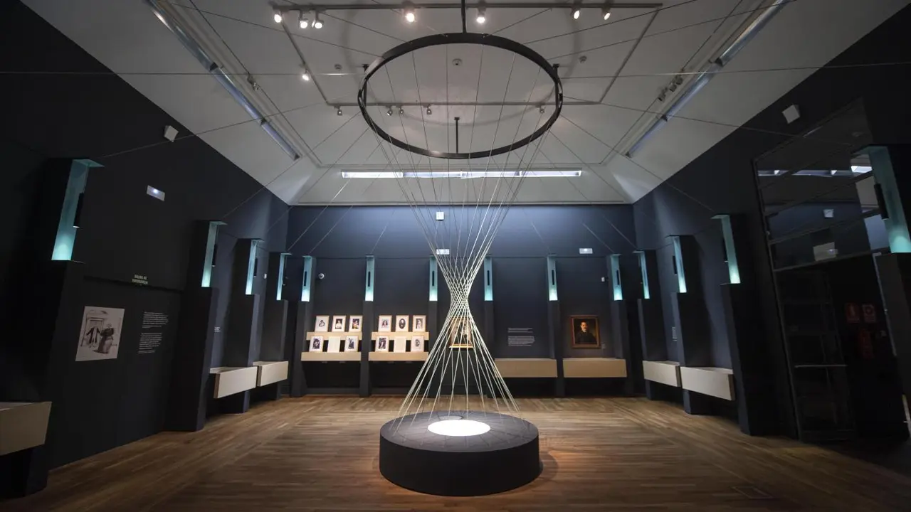 Una de las salas de la exposici&oacute;n de Emilia Pardo Baz&aacute;n. - Europa Press