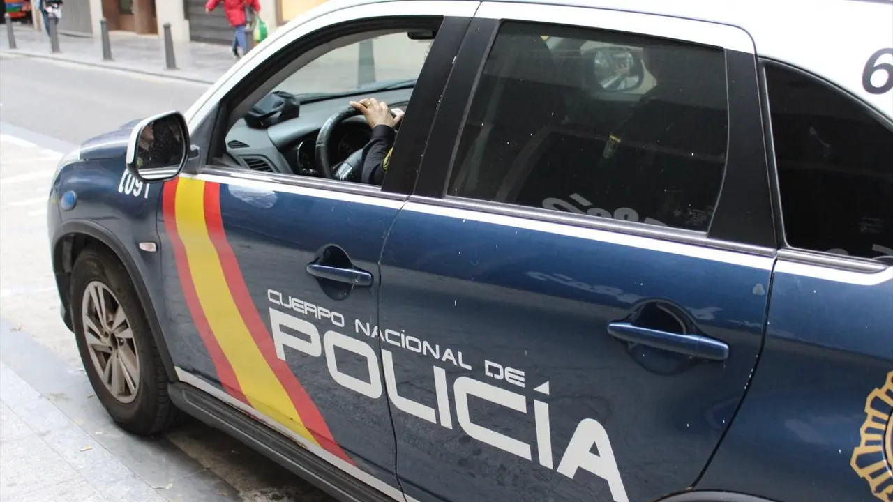 Veh&iacute;culo de la Polic&iacute;a Nacional en un imagen de archivo. - POLIC&Iacute;A NACIONAL
