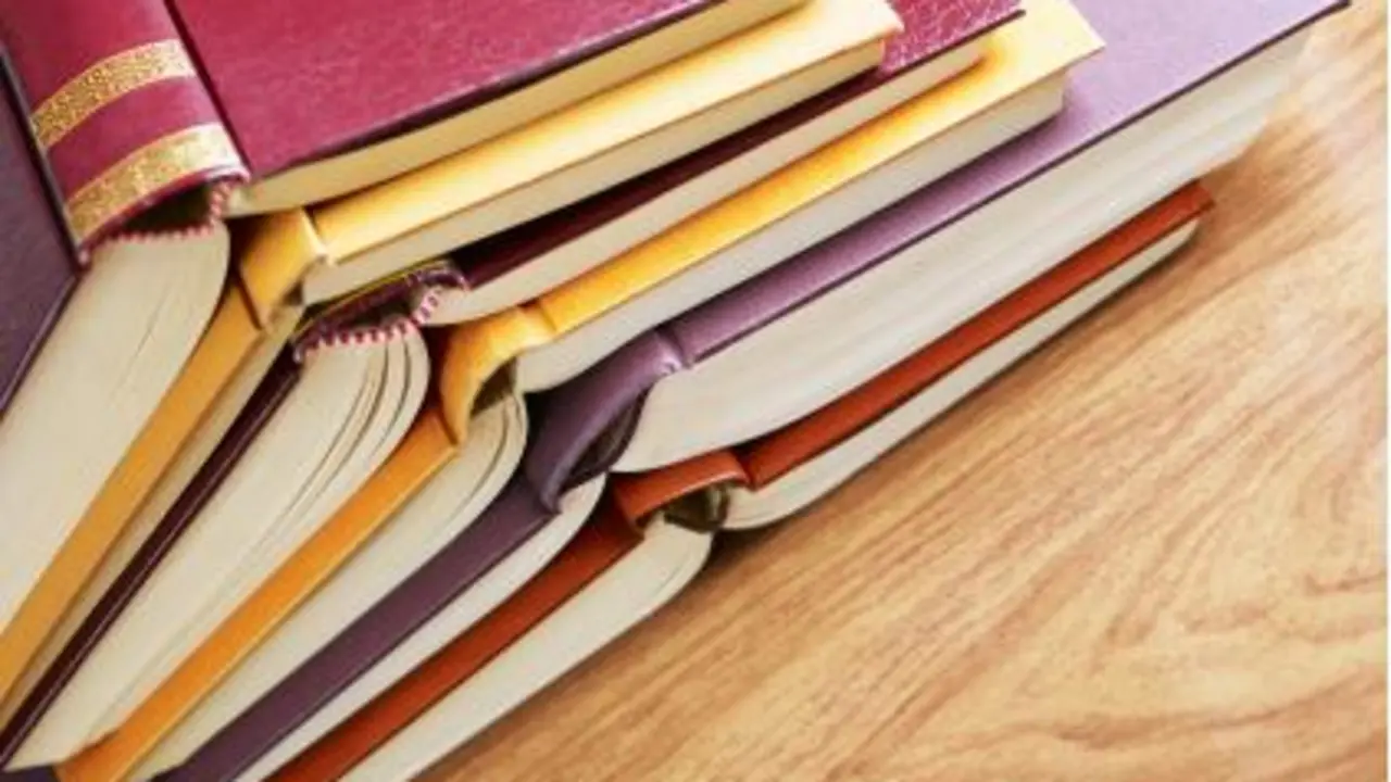 Libros. - ARCHIVO