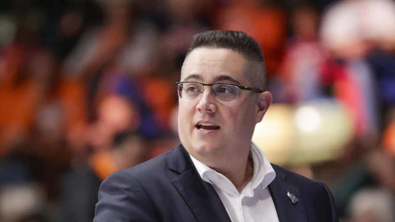 El entrenador del Leyma B&aacute;squet Coru&ntilde;a, Diego Epifanio. - EFE/Cabalar