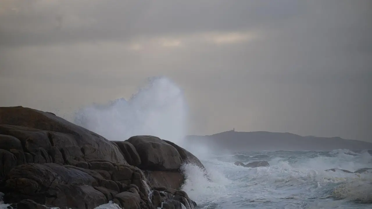 El mar con olas por el temporal - Elena Fern&aacute;ndez / Europa Press