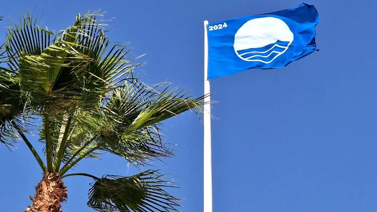 Bandera Azul en Torremolinos. - Ayuntamiento