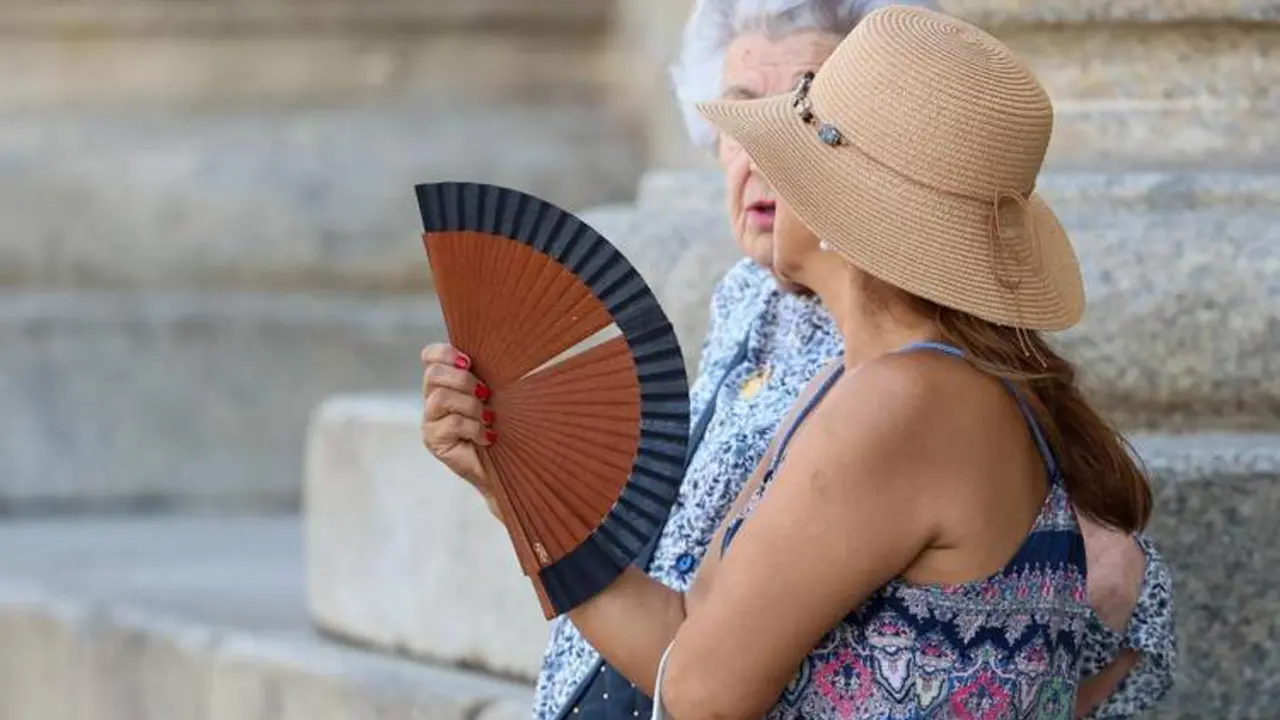 Ola de calor en Sevilla. | Europa Press.