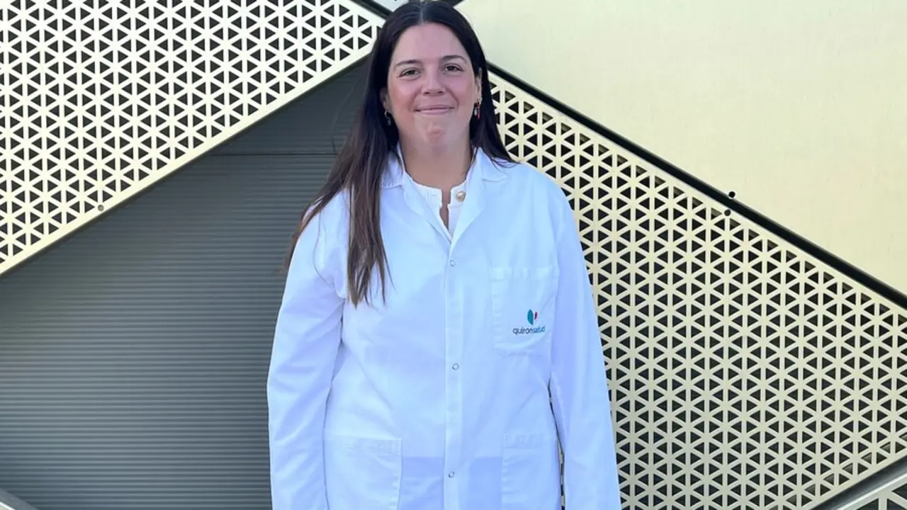 La doctora Clara Anaya. | Quir&oacute;nsalud
