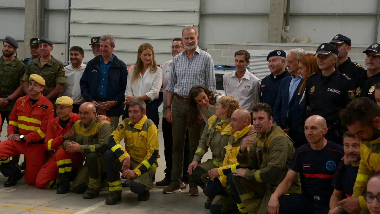 Los Reyes Felipe VI (9i) y Letizia (9d) durante la visita a Ourense. | Europa Press.