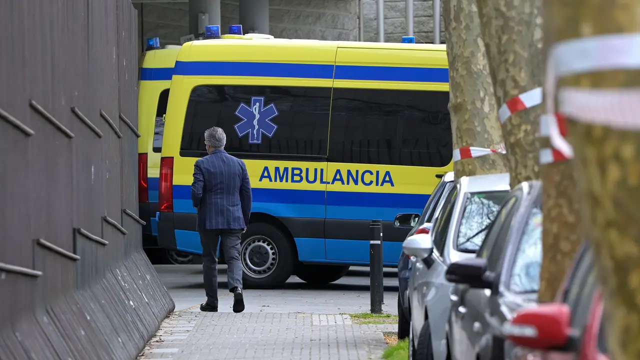 Inmediaciones del Hospital Mar&iacute;timo de Oza, en A Coru&ntilde;a, Galicia | M. Dylan / Europa Press