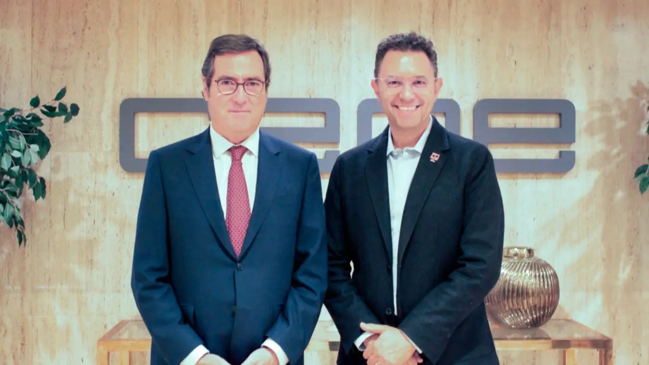 Antonio Garamendi, presidente de CEOE, y Osmar Polo, CEO de T-Systems Iberia | Foto de T-Systems