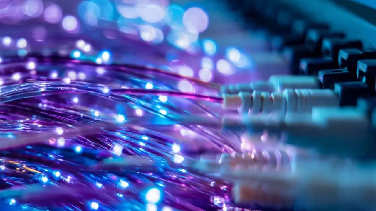 Redes de fibra | 123RF/creativestocks