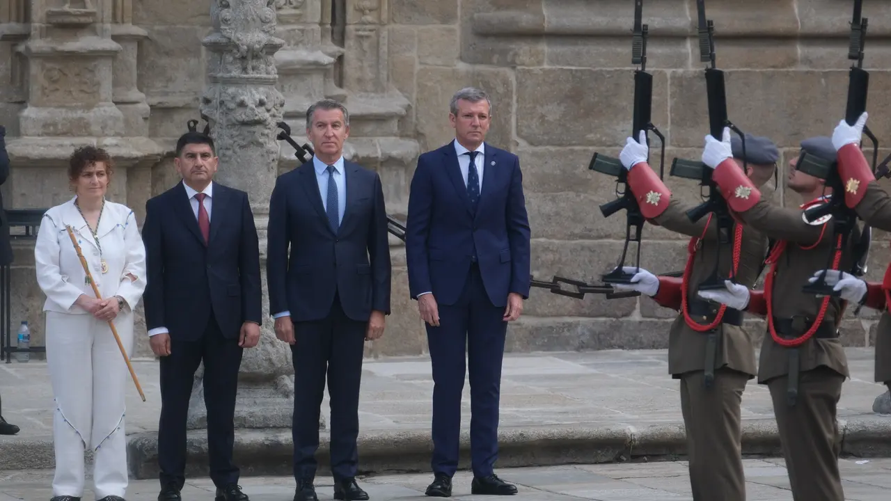 Ofrenda al Ap&oacute;stol Santiago por el D&iacute;a de Galicia. | Europa Press.